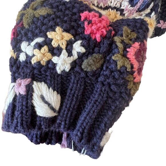 Vintage Hand Knit Jennifer Reed Grannycore Sweater - Picture 6 of 14